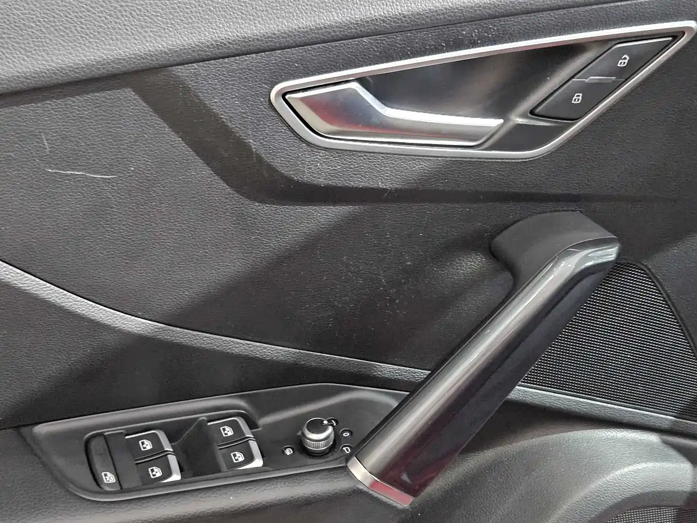 Audi Q2L 2018 35 TFSI Launch Exclusive Edition China VI фото 26