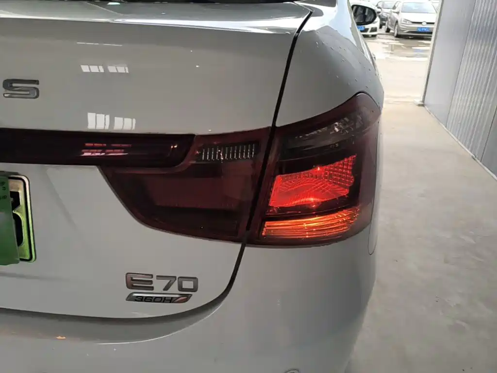 Dongfeng Aeolus Dongfeng Fengshen E70 2026 2021 Facelift II 360H Battery Swap Edition