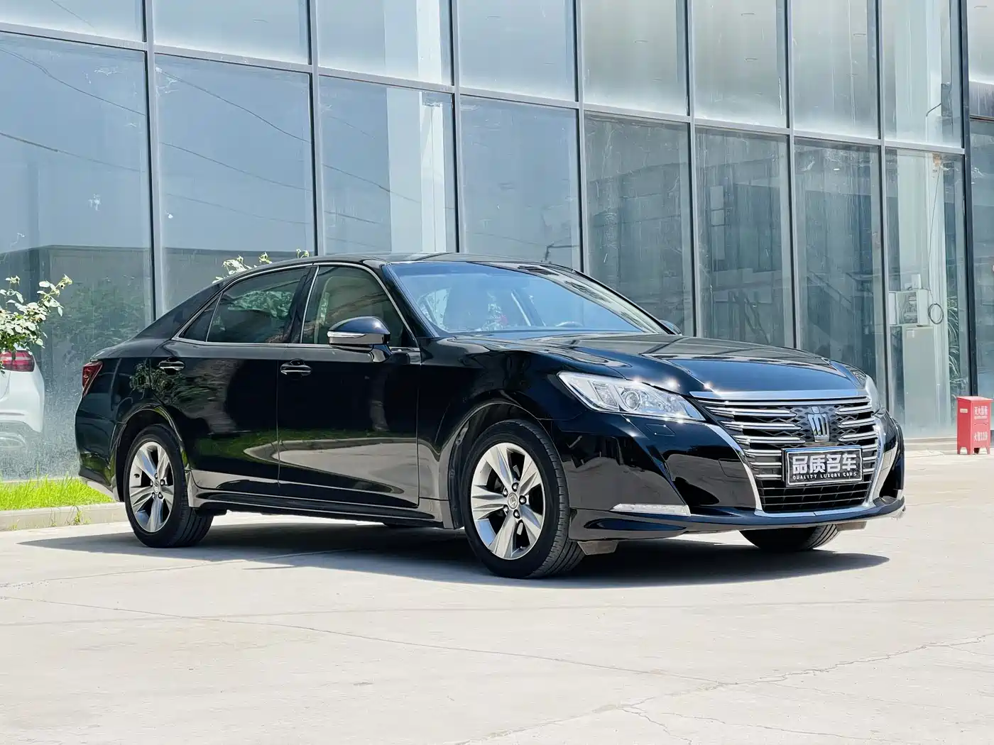 Toyota Crown 2015 2.0T Pioneer фото 2