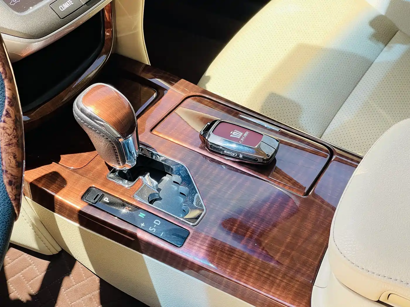 Toyota Crown 2015 2.0T Pioneer фото 9