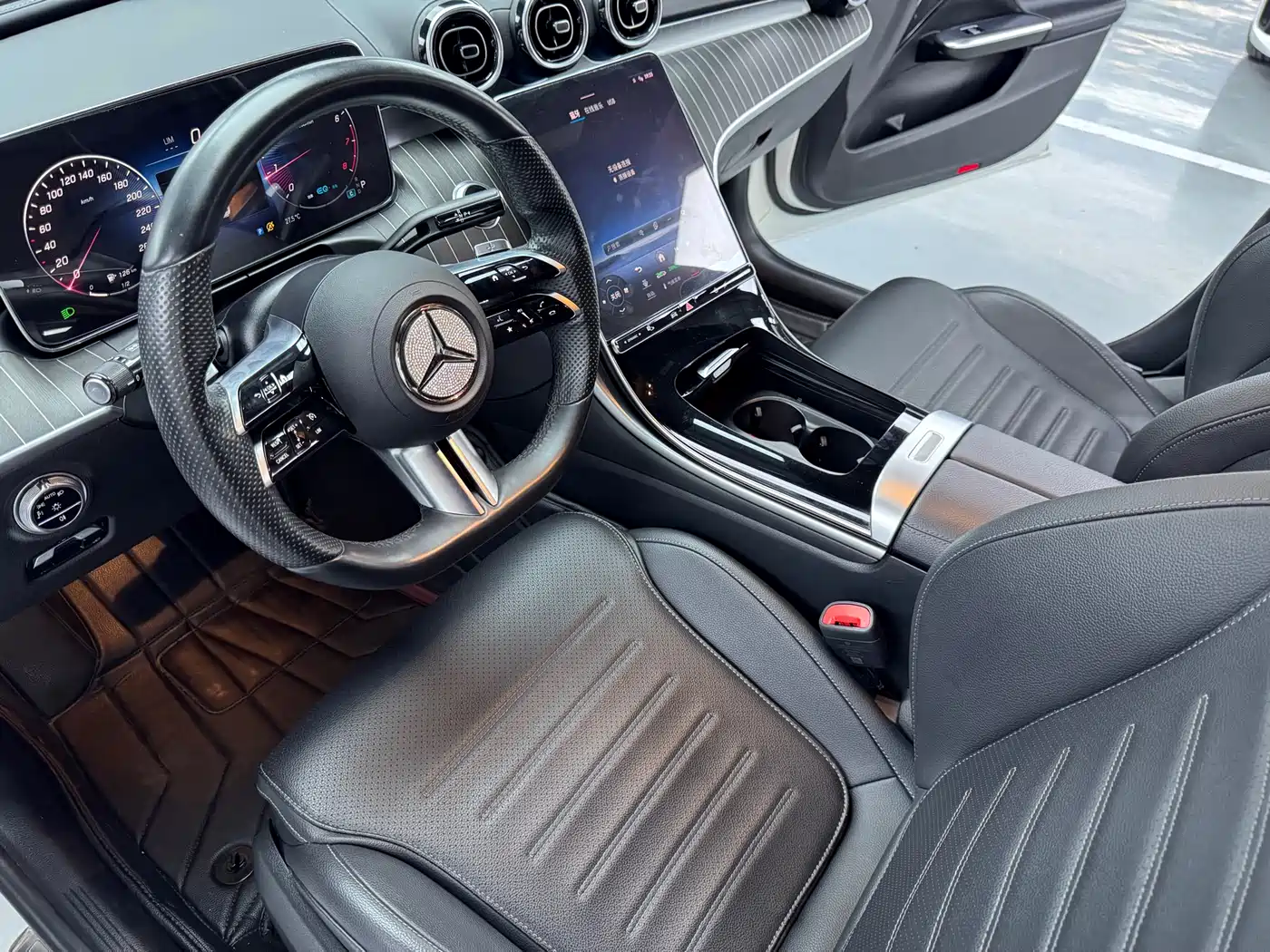 Mercedes-Benz C-Class 2022 C 200 L Sport Version фото 6