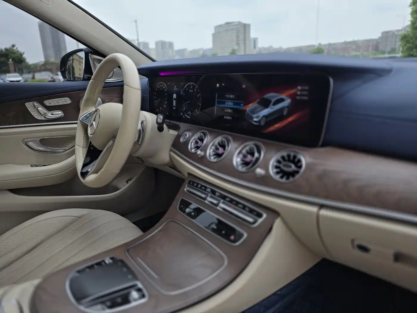 Mercedes-Benz E-Class 2021 Facelift E 300 L Sport Premium фото 10