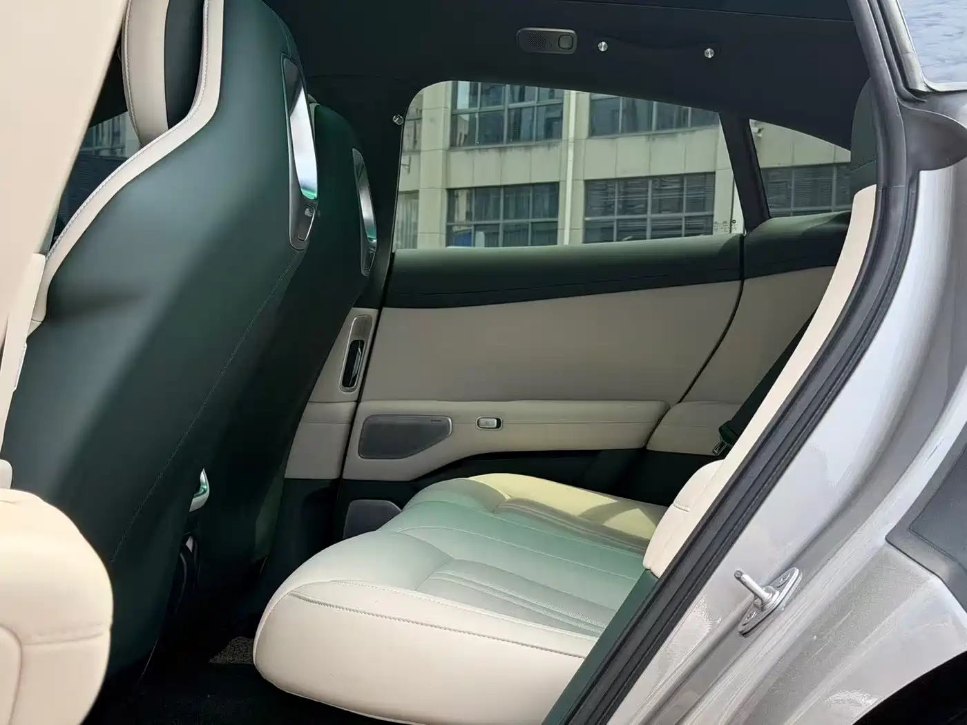 Xiaomi Auto Xiaomi YU7 2025 Ultra Long Range High Performance AWD Max Edition фото 7
