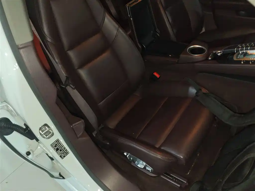 Porsche Panamera 2014 Panamera 4 3.0T фото 20