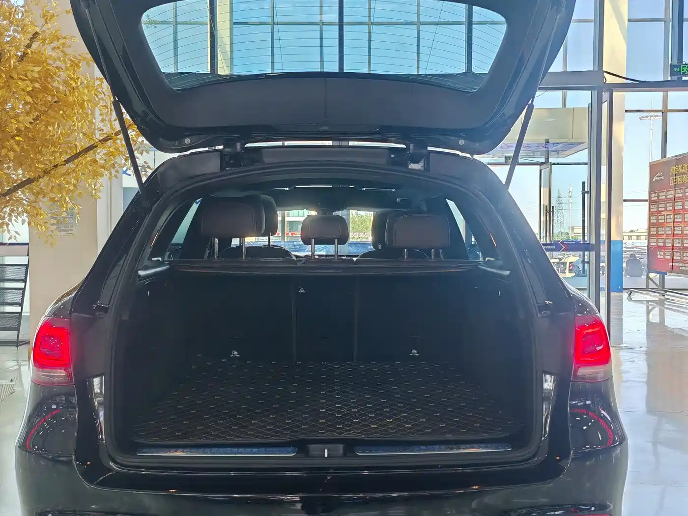Mercedes-Benz GLC 2020 GLC 260 L 4MATIC Luxury фото 23