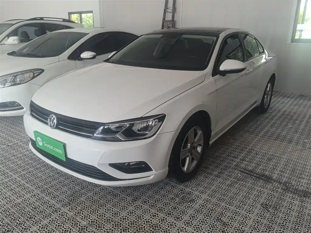 Volkswagen Lamando 2018 230TSI DSG Trend Edition фото 2