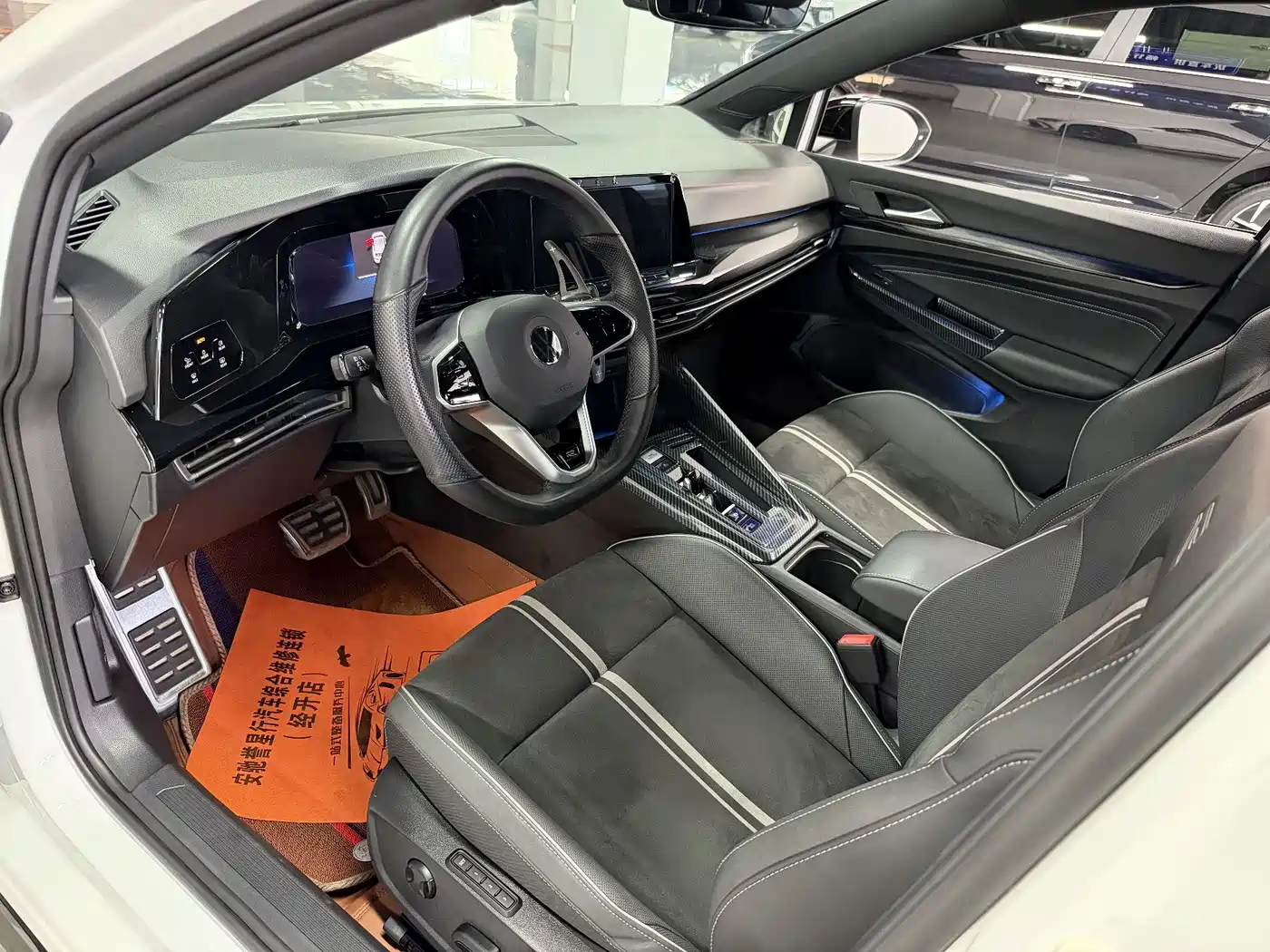 Volkswagen Golf 2023 Facelift 280TSI DSG R-Line Lite фото 6