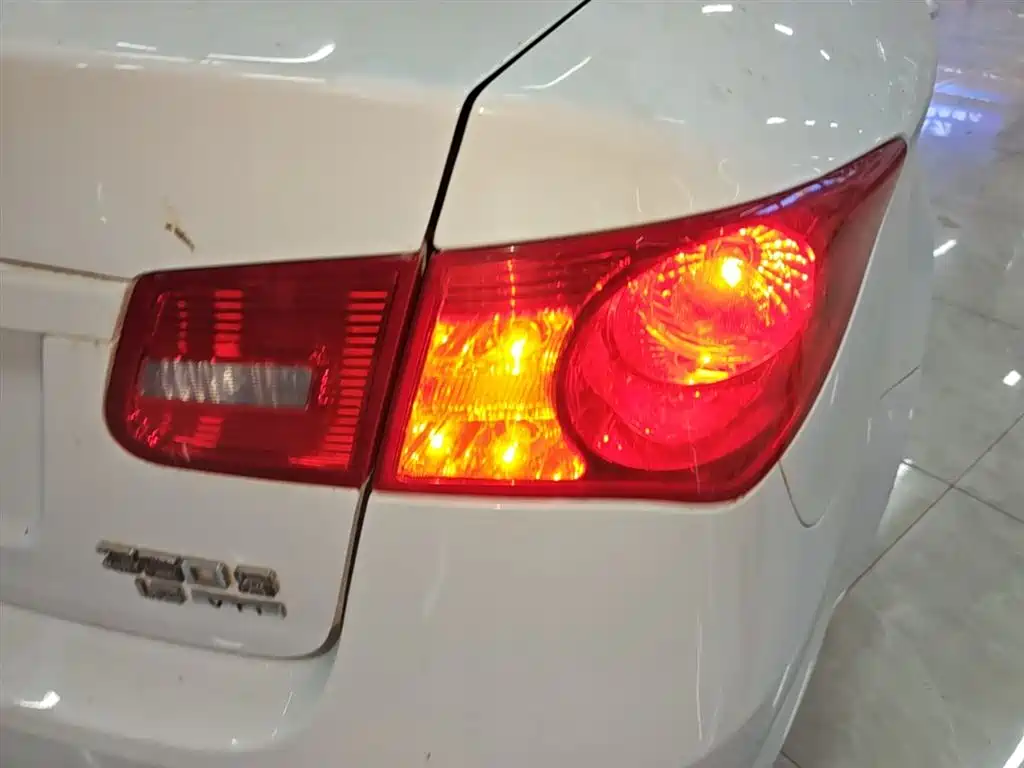 Roewe 350 2015 2014 1.5L Manual Agile Edition