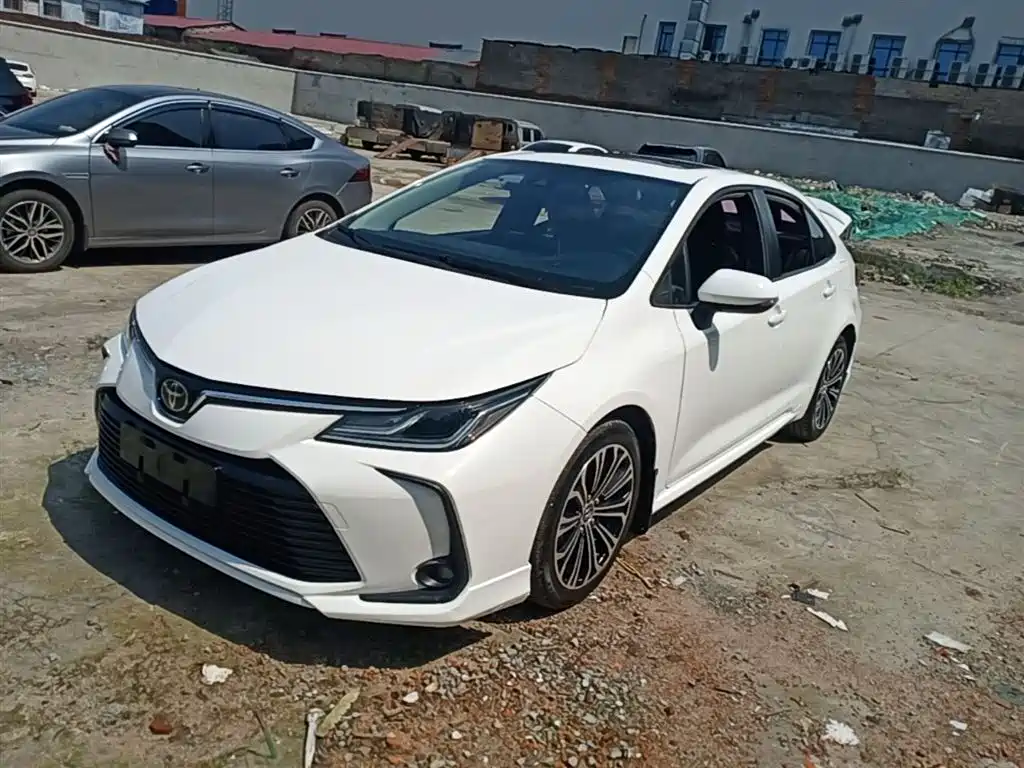Toyota Corolla 2019 1.2T S-CVT Sport Edition фото 2