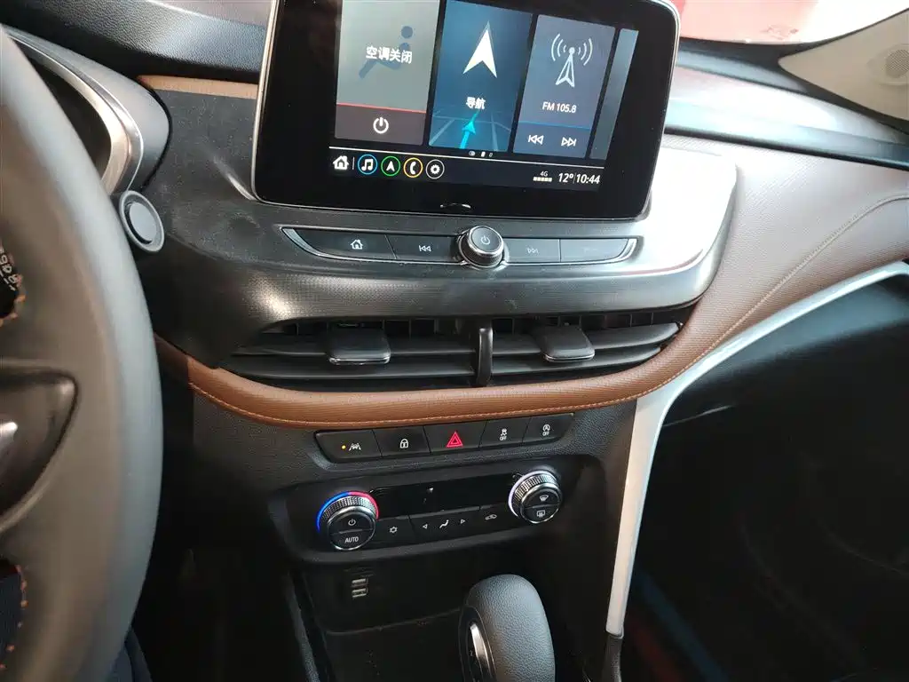Buick Encore 2020 20T CVT Luxury Edition фото 13