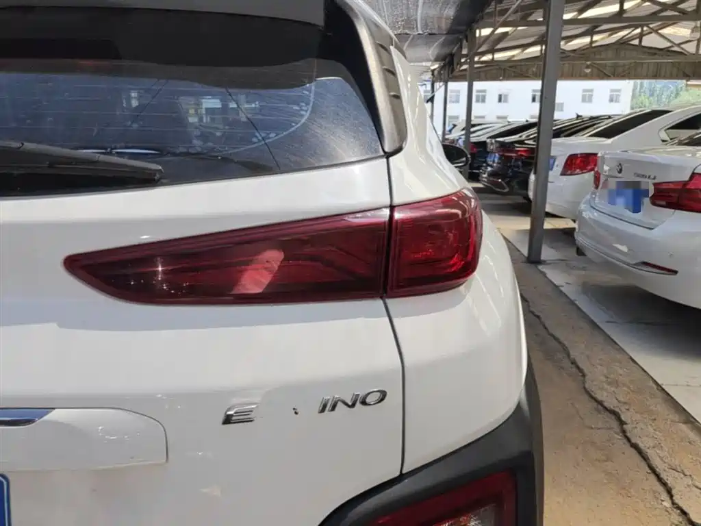 Hyundai ENCINO 2018 1.6T DCT ZhiLian Edition China V фото 8