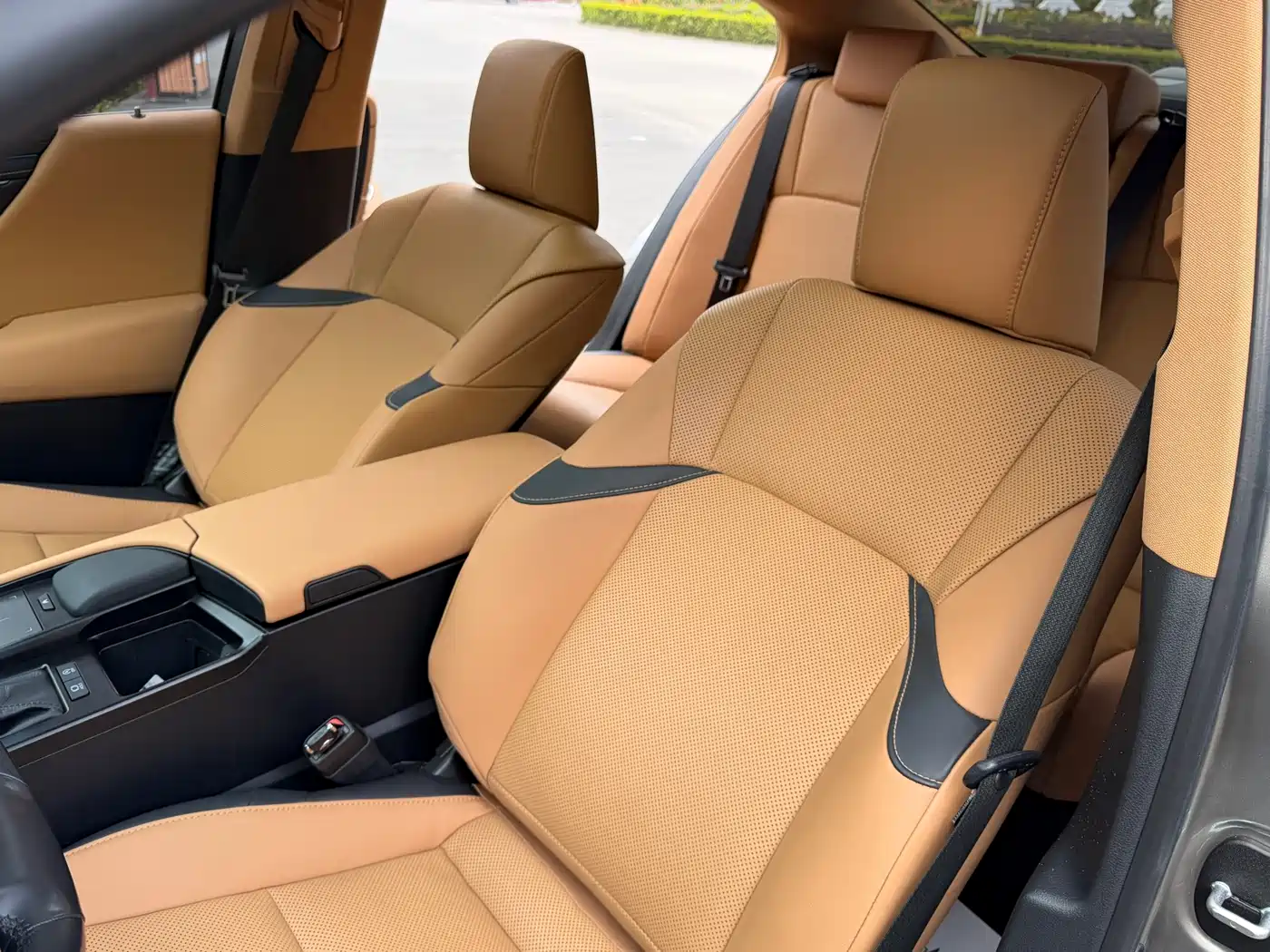 Lexus ES 2021 200 Excellence Edition фото 16