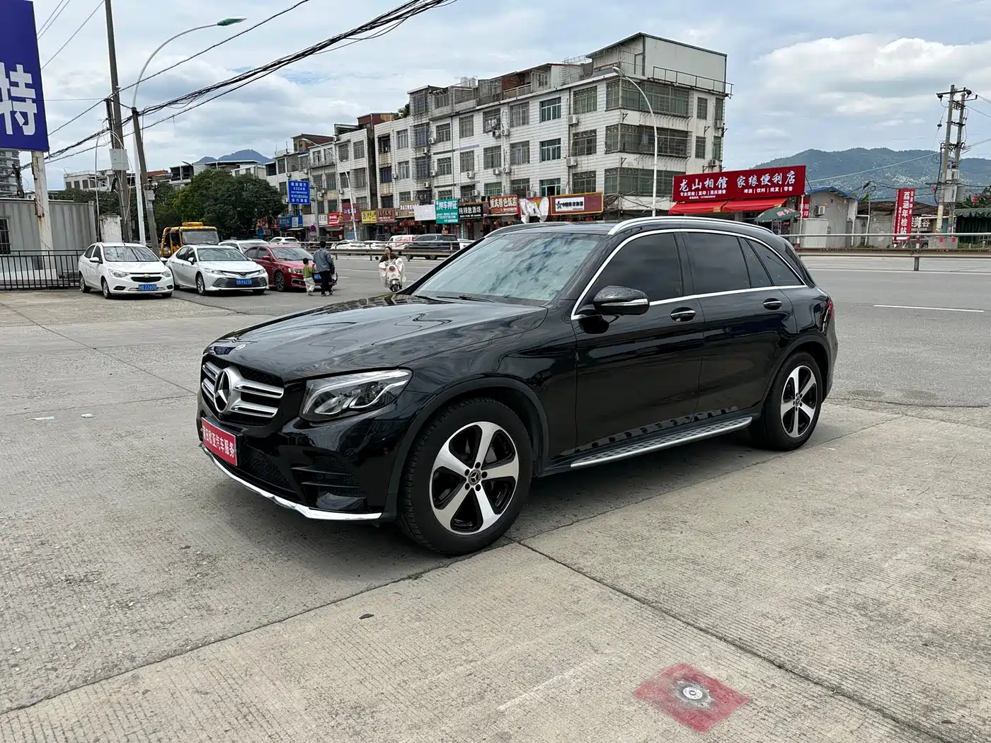 Mercedes-Benz GLC 2019 GLC 260 L 4MATIC Luxury фото 2