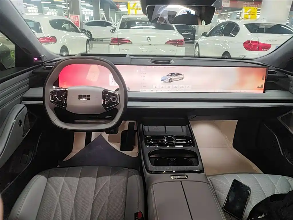 Geely Galaxy Galaxy E8 2025 700km Long Voyage Smart Drive Edition фото 10
