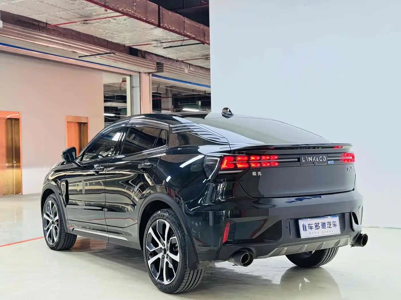 Lynk & Co 05 2020 2.0TD 2WD Shine Plus фото 8