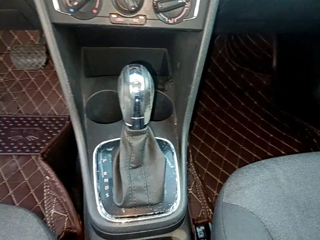 Volkswagen Polo 2018 1.5L Auto Comfort фото 14