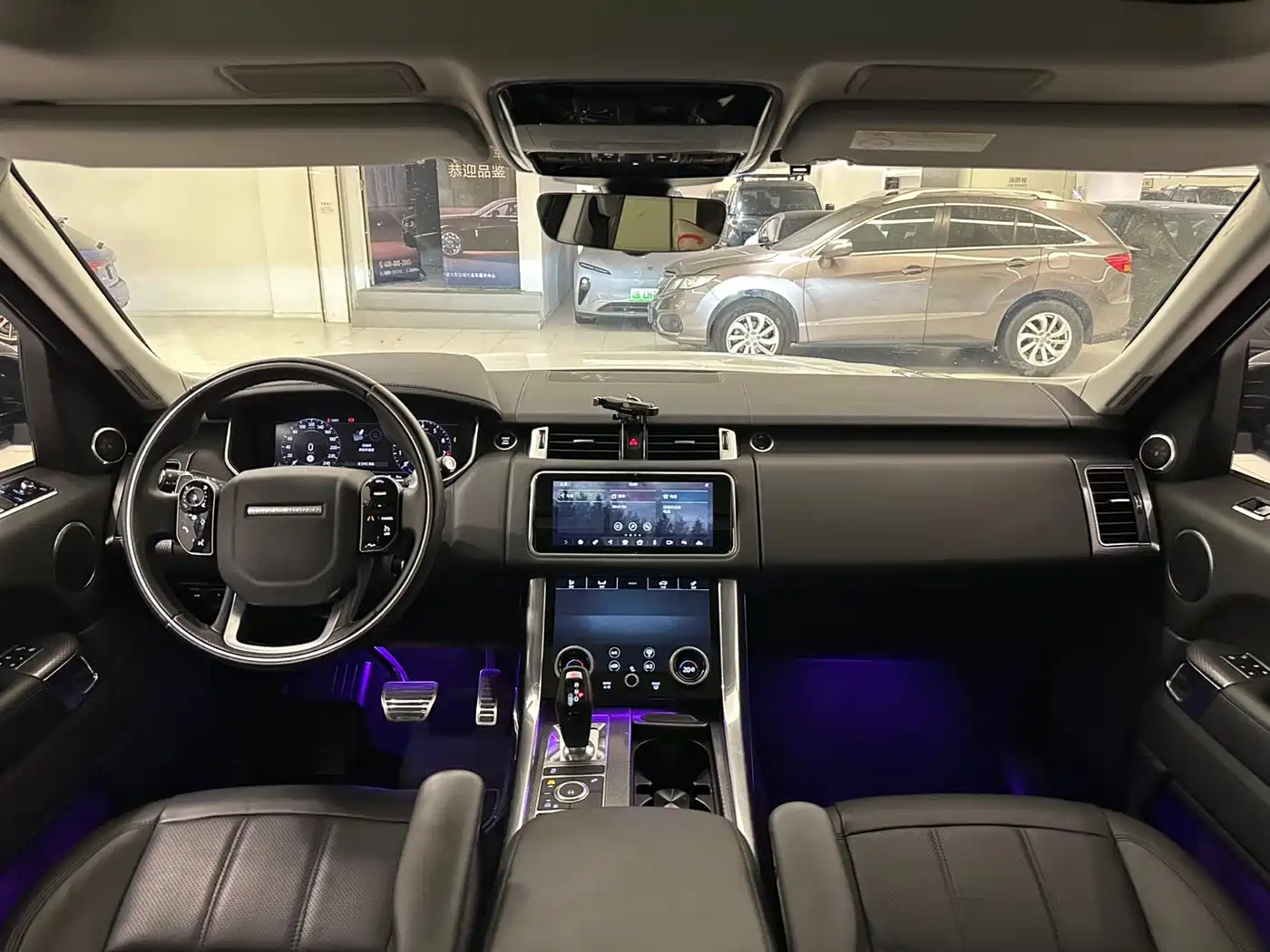 Land Rover Range Rover Sport 2021 3.0 L6 Gloss Black Edition фото 5