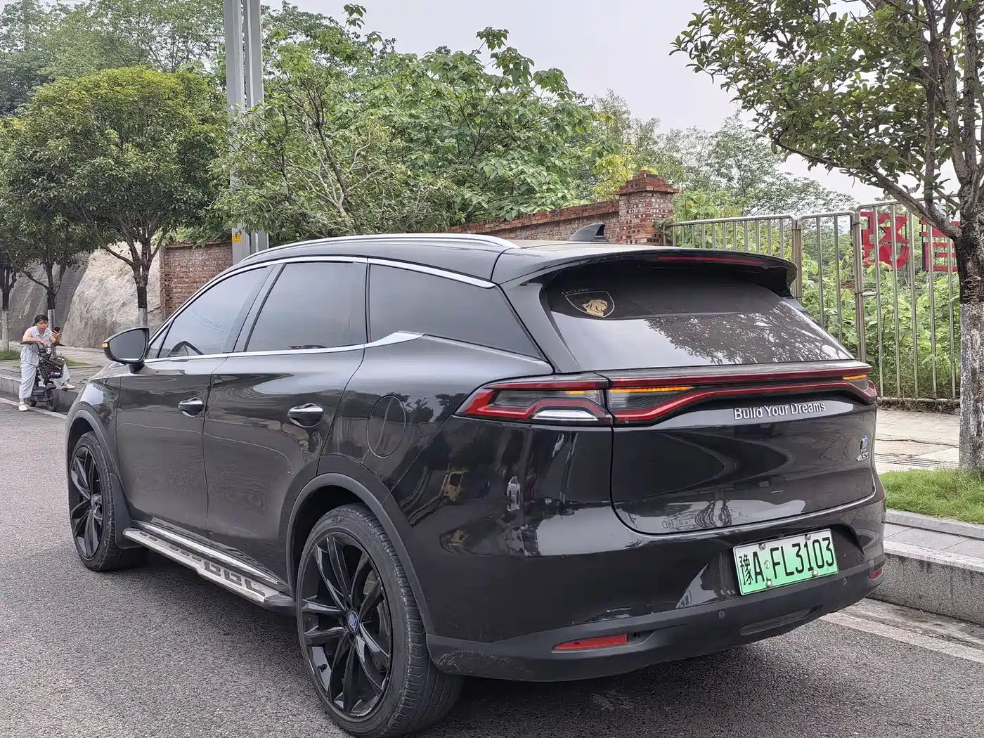 BYD Tang New Energy 2018 DM 2.0T AWD Smart Connection Genesis Edition 7-Seater China V фото 11