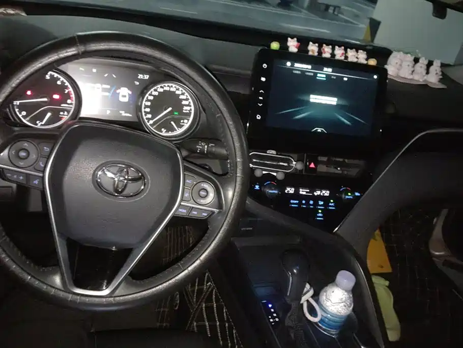 Toyota Camry 2021 2.0G Luxury Edition фото 12