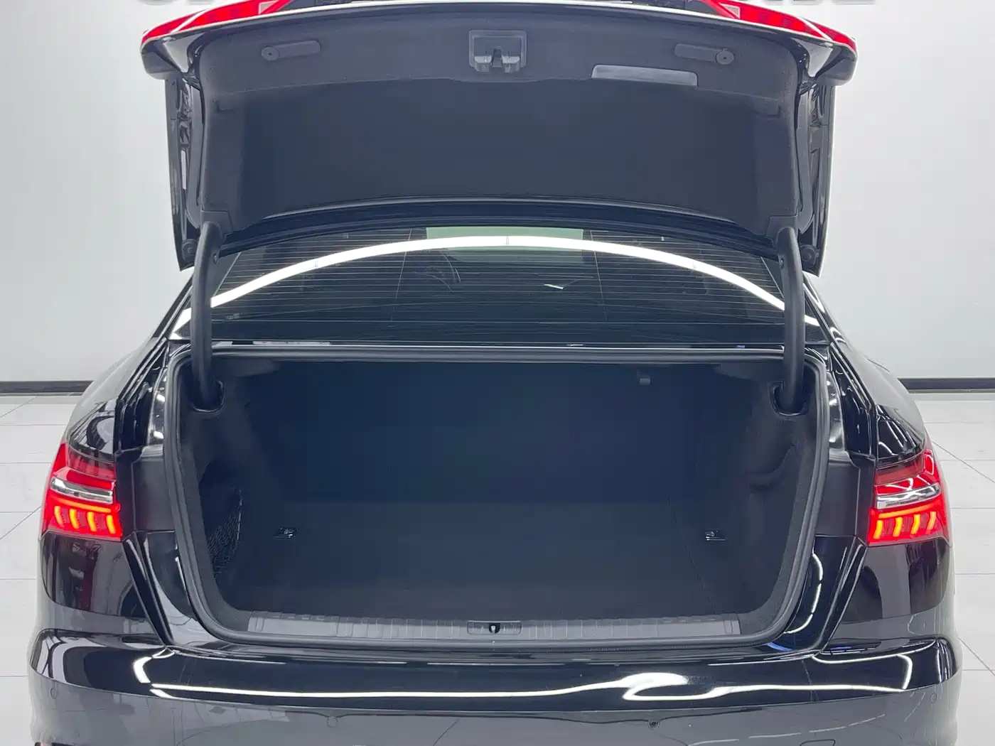 Audi A6L 2019 40 TFSI Luxury Elegance фото 22