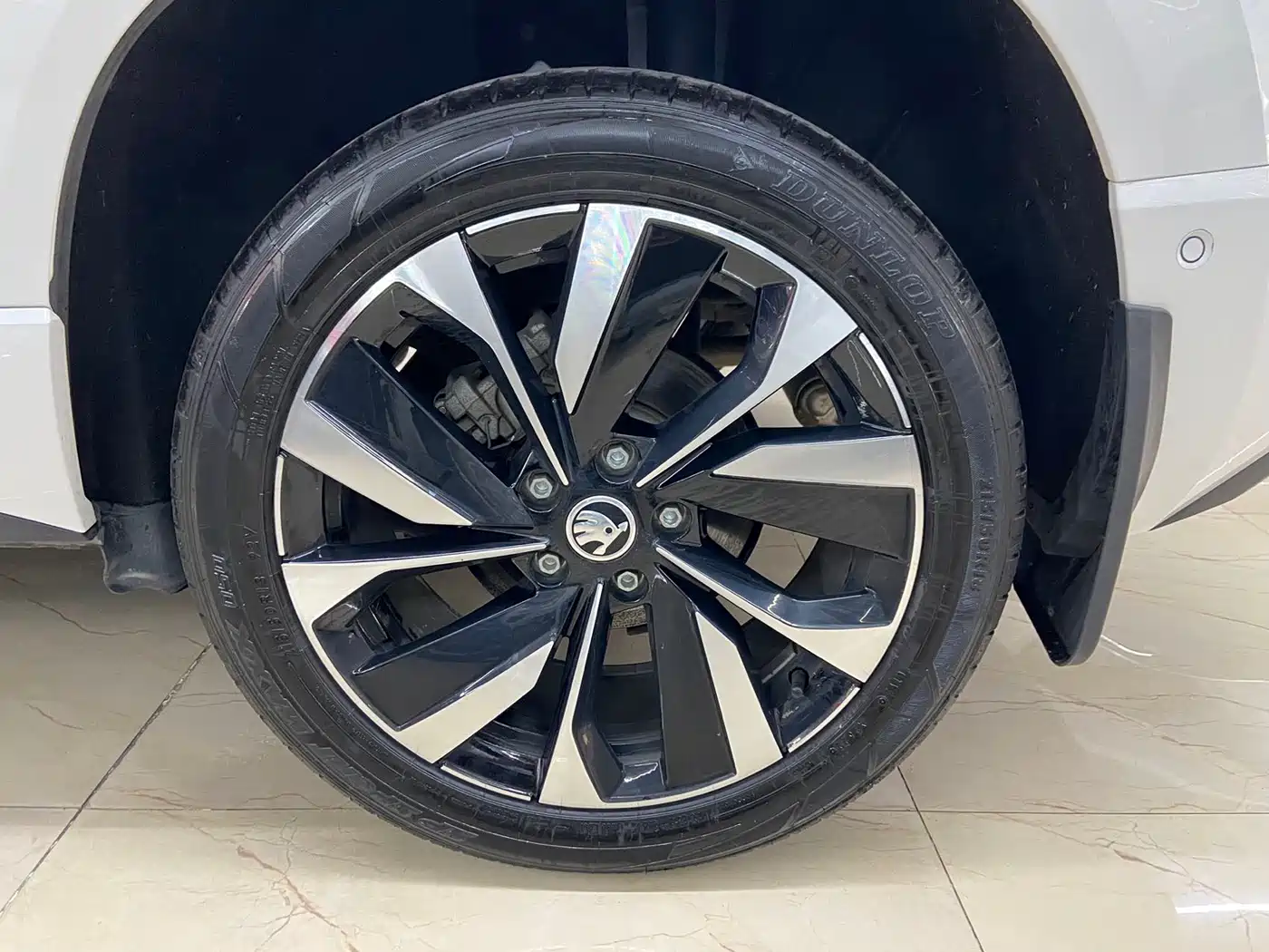 Škoda Karoq 2022 TSI280 Luxury Edition фото 10
