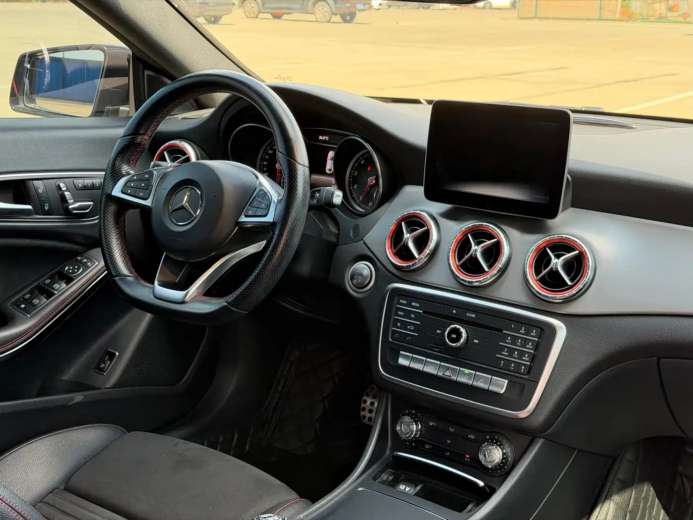 Mercedes-Benz CLA (Import) 2017 CLA 220 4MATIC фото 12