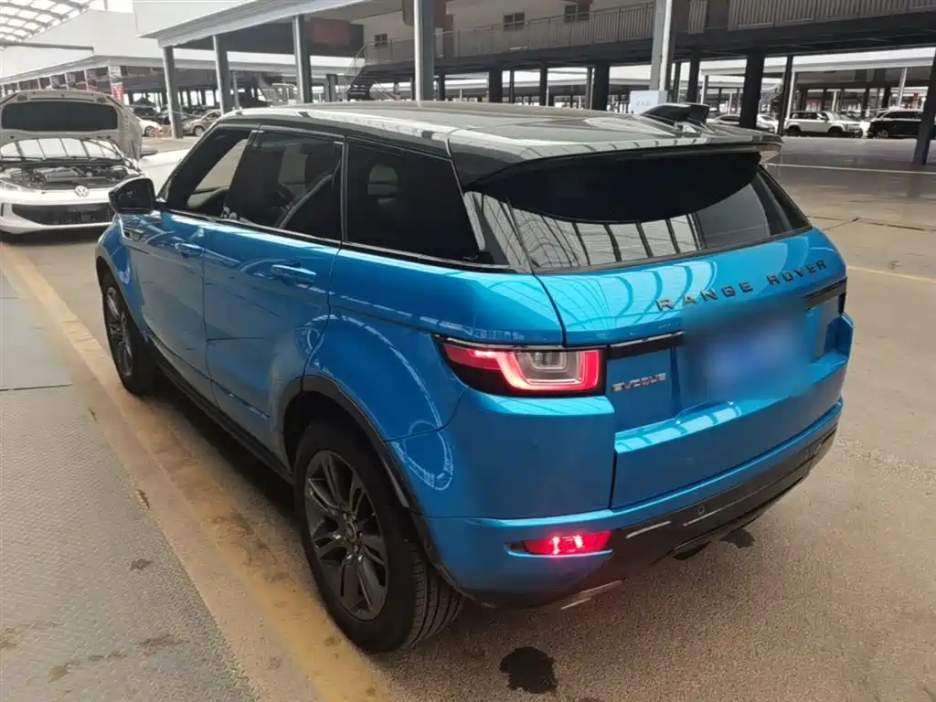 Land Rover Range Rover Evoque 2018 240PS Moraine Lake Blue Limited Edition фото 5