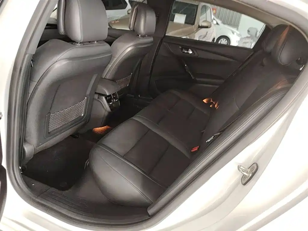 Peugeot 508 2015 1.6THP Auto Excellence Edition фото 17