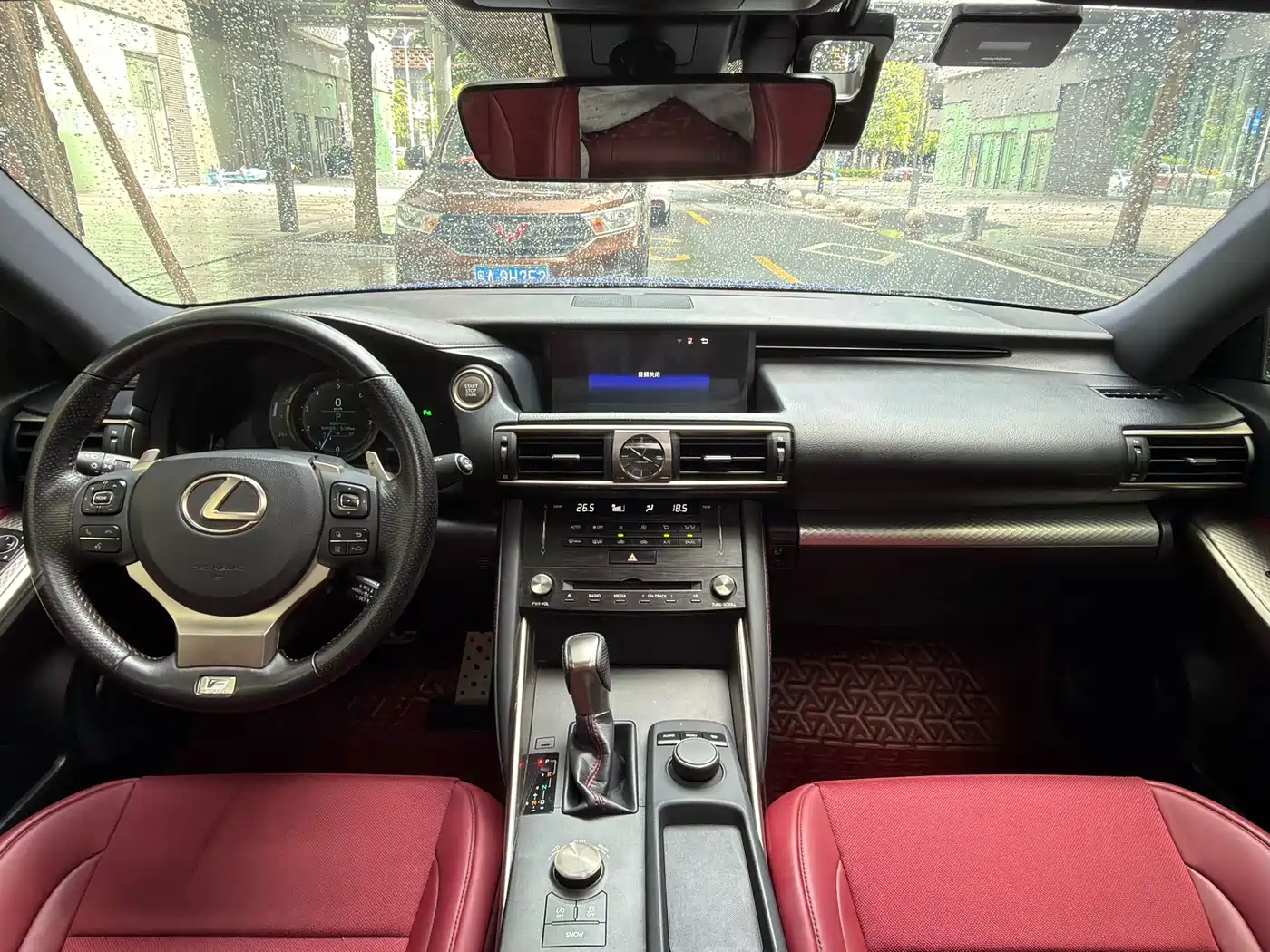 Lexus IS 2018 2017 300 F SPORT