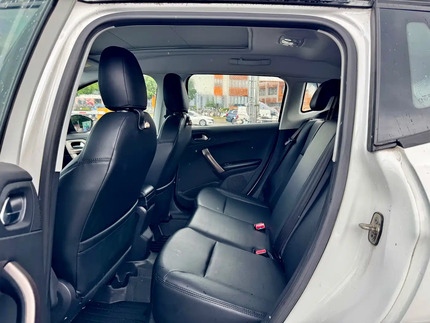 Peugeot 2008 2014 2014 1.6L Automatic Fashion Edition