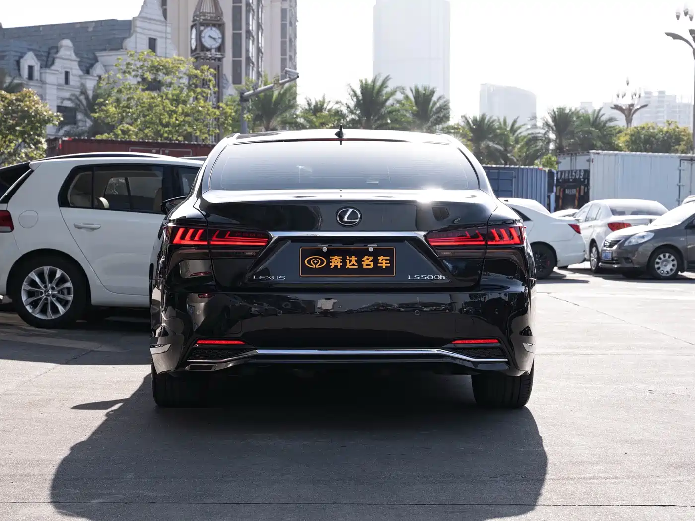 2023 Lexus LS