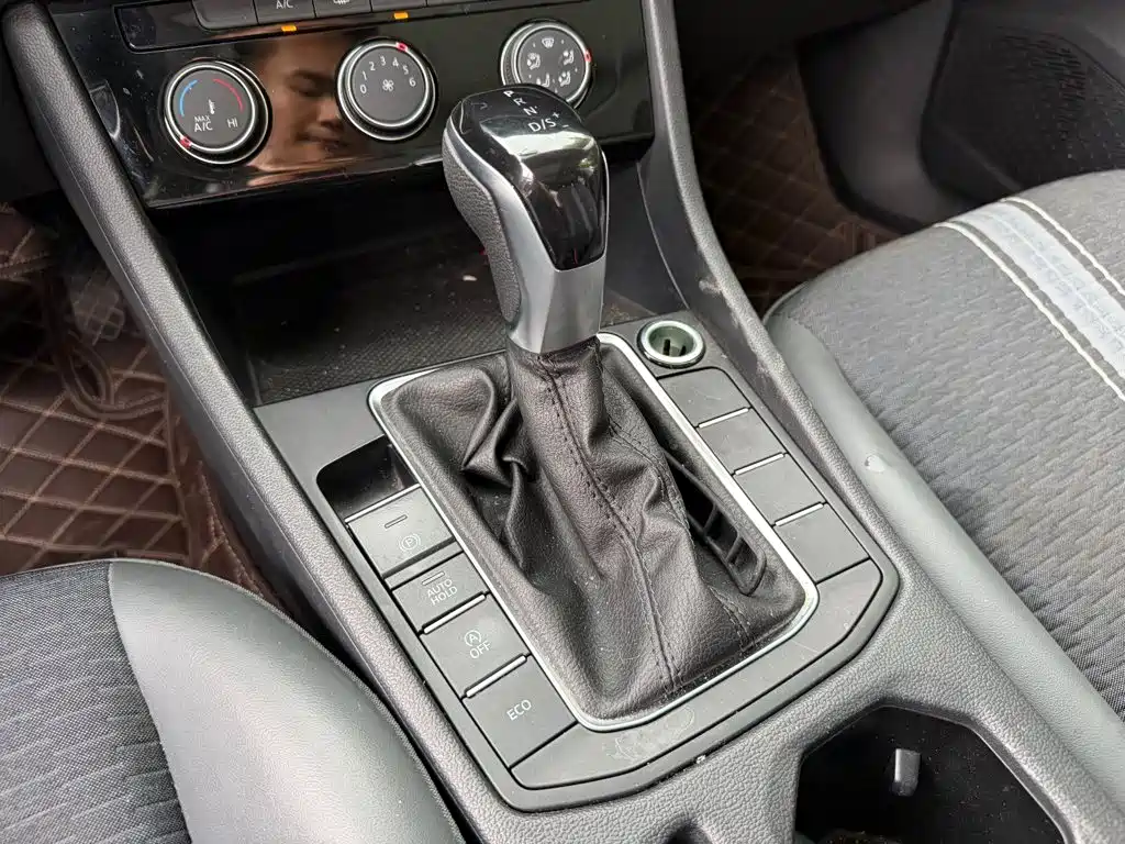 Volkswagen Sagitar, миниатюра 9