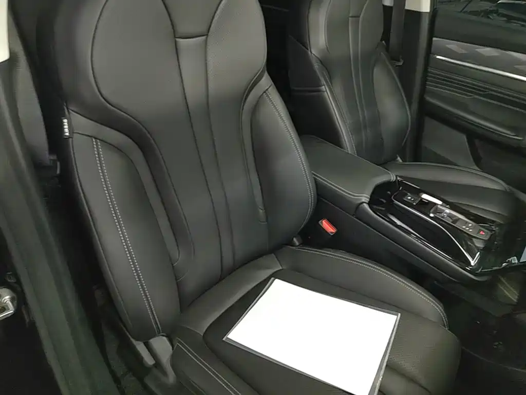 Dongfeng Aeolus Haohan 2025 2024 Glory Edition DH-i 1.5T Luxury