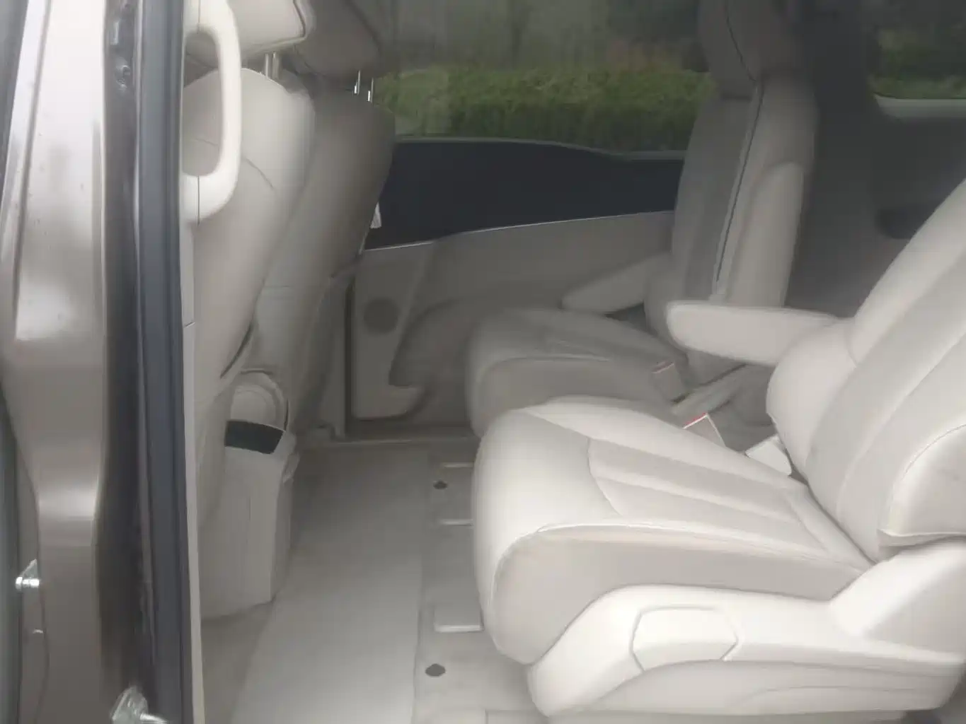 Buick GL8 2020 Model Land Business Class 652T Luxury фото 5