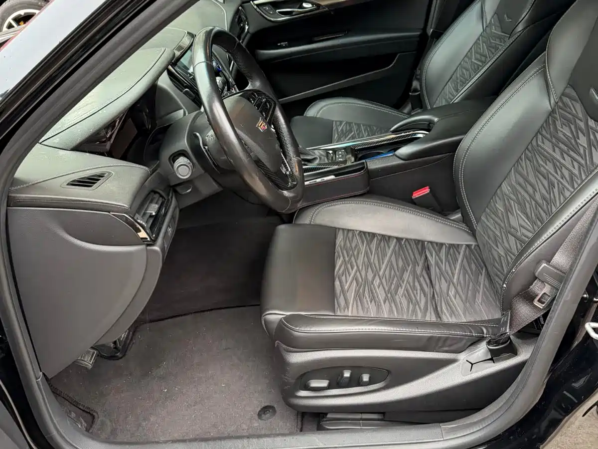 Cadillac ATS-L 2017 28T Technology фото 8