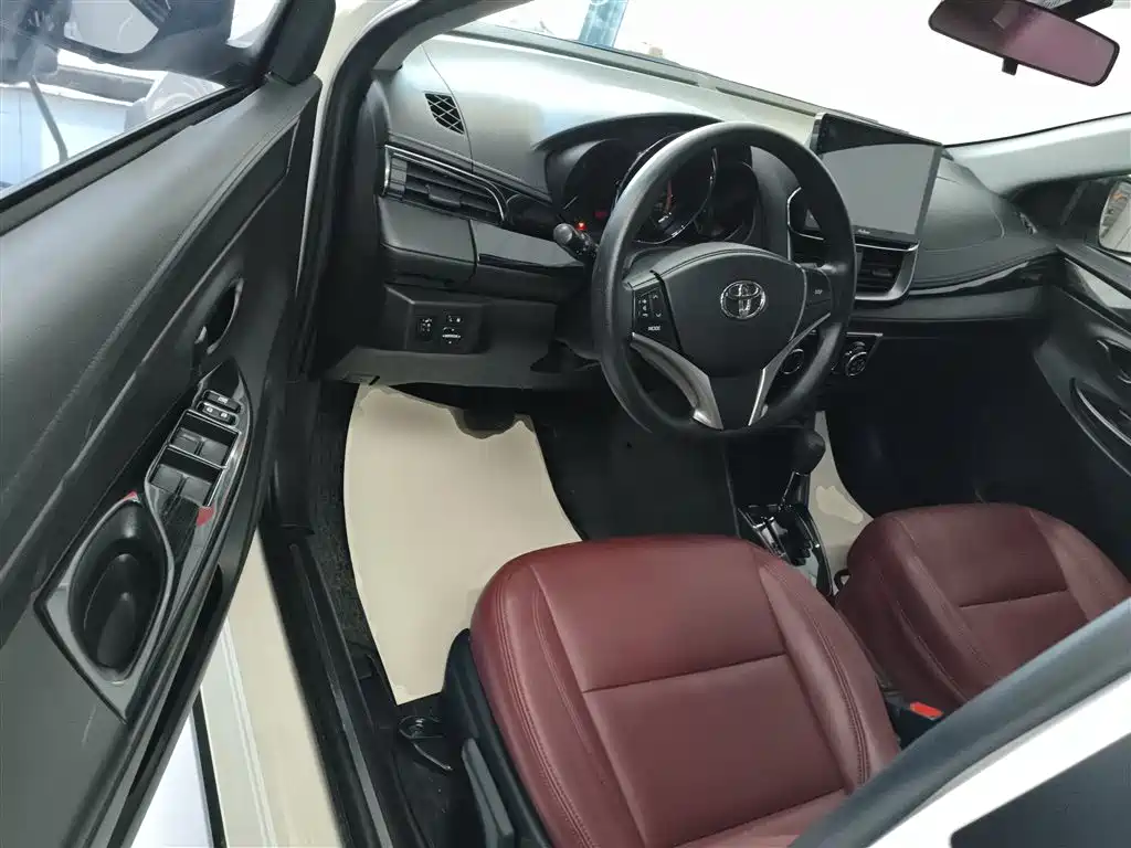Toyota YARiS L Zhi Xuan 2022 Zhi Xuan X 1.5L CVT Leading PLUS Edition фото 16