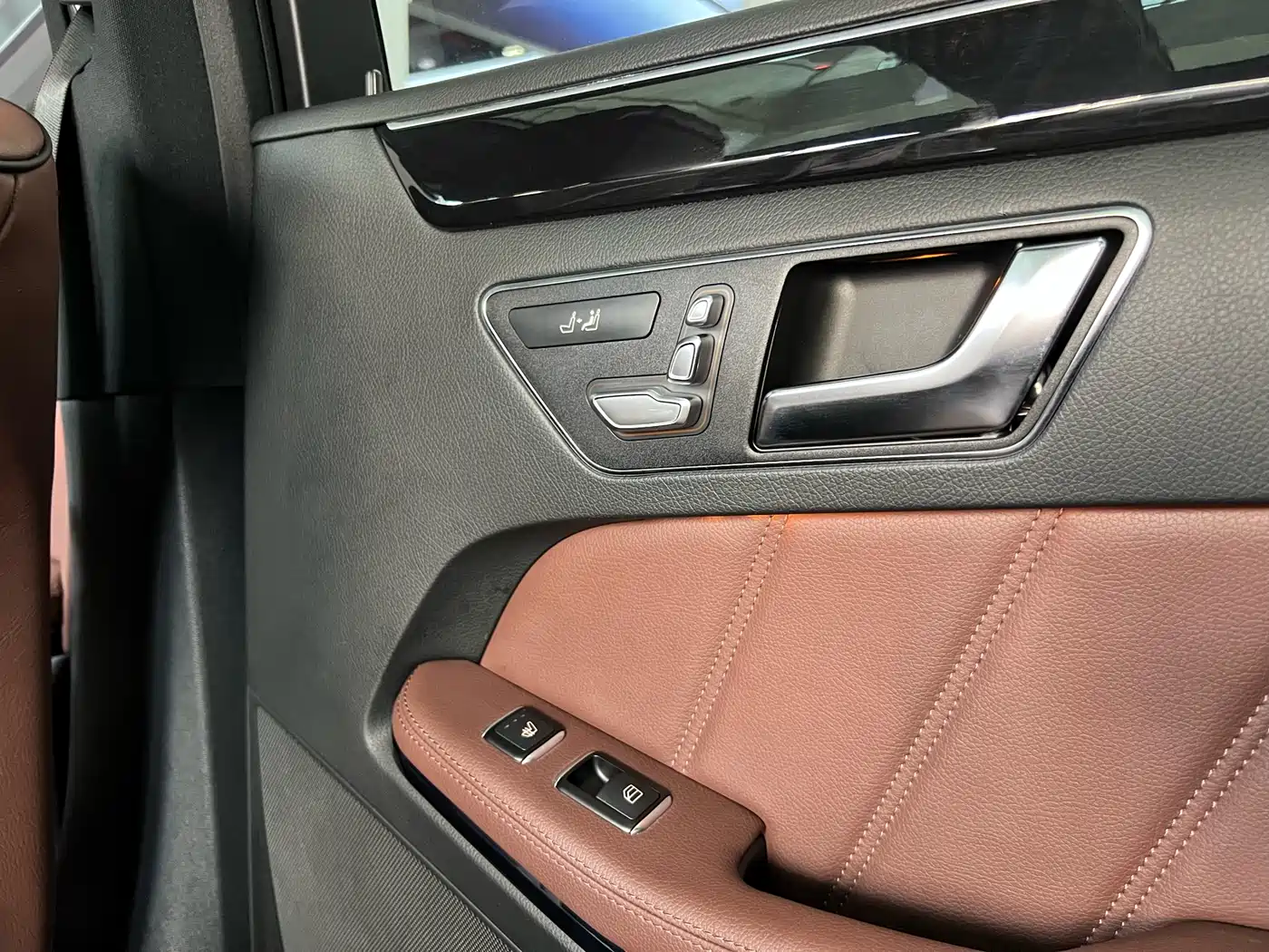 Mercedes-Benz E-Class 2015 E 260 L Sport Luxury фото 41