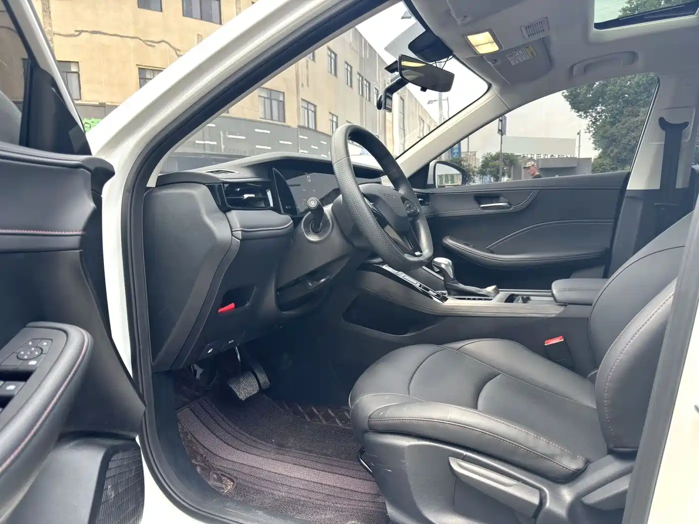 ROEWE I5