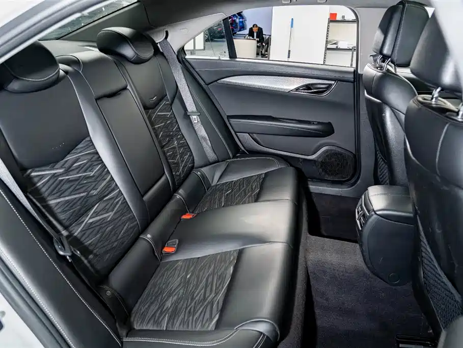 Cadillac ATS-L 2016 28T Technology фото 22