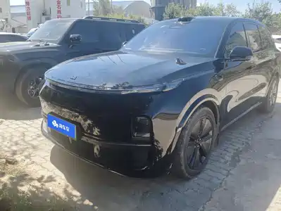 Li Auto L8