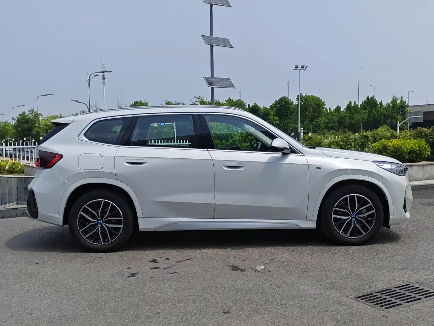 BMW iX1 2025 2025 eDrive25L M Sport Package