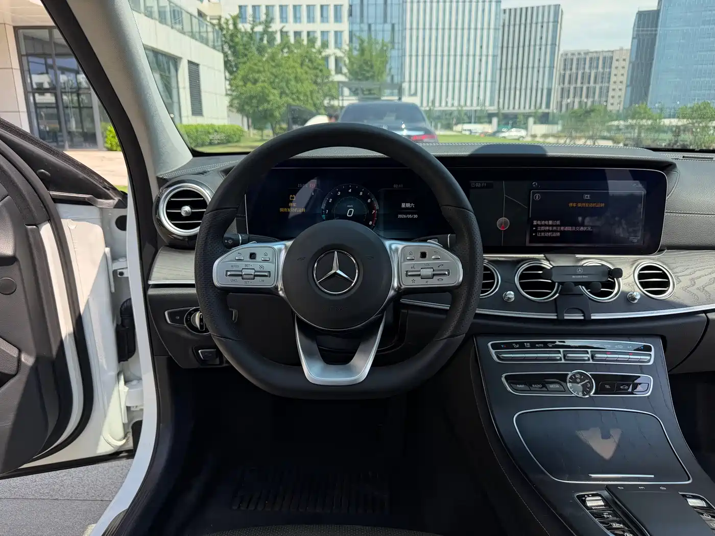 Mercedes-Benz E-Class 2019 E 300 L Sport Luxury фото 21