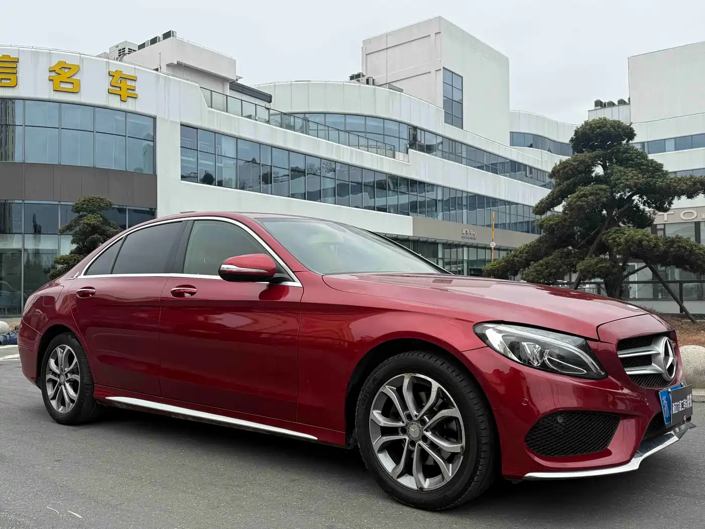 Mercedes-Benz C-Class 2015 Facelift C 180 L Sport фото 3