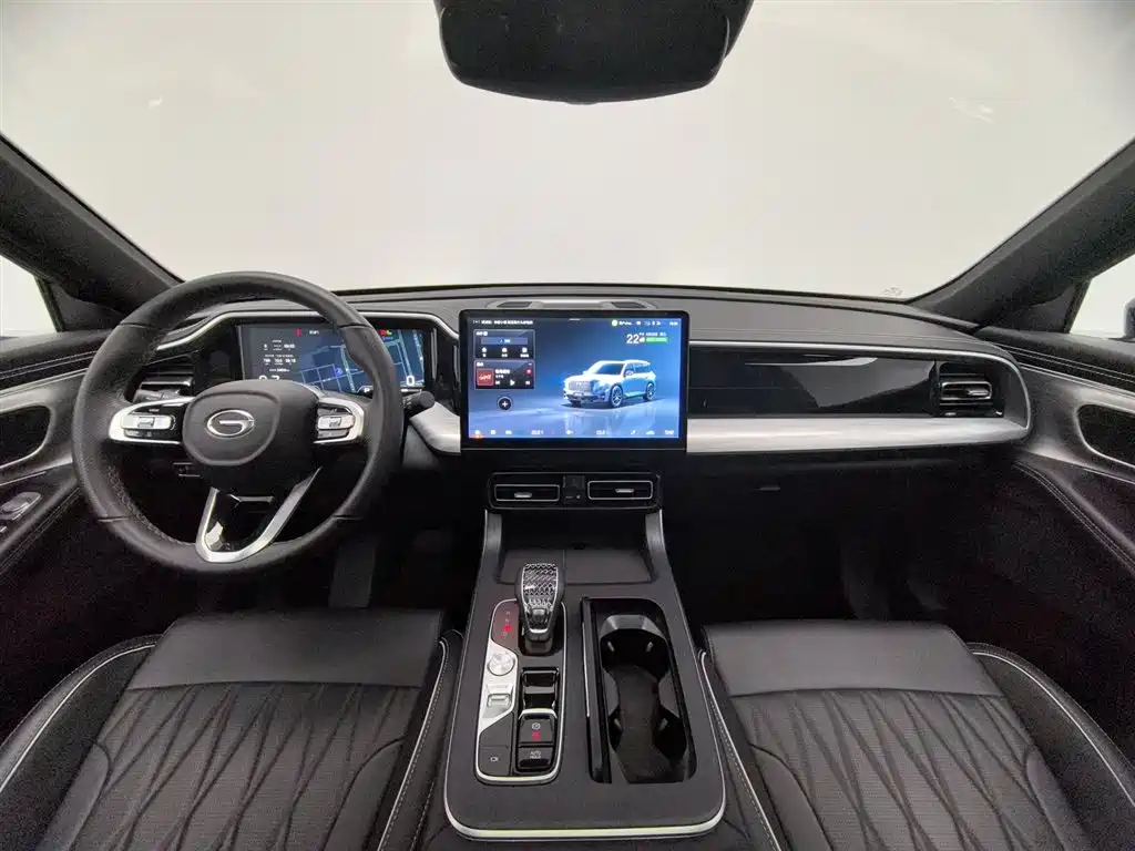 GAC Trumpchi Trumpchi GS8 2025 Pilot Series 2.0TGDI 2WD Luxury Edition 5-seater фото 5