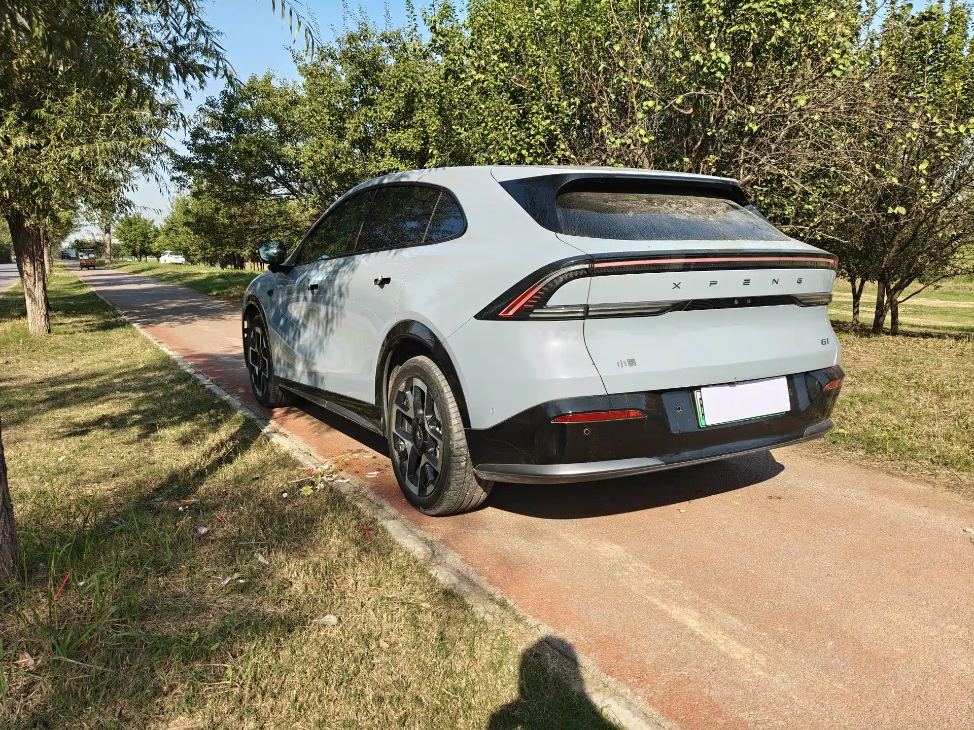 Фото 9 - XPeng G7