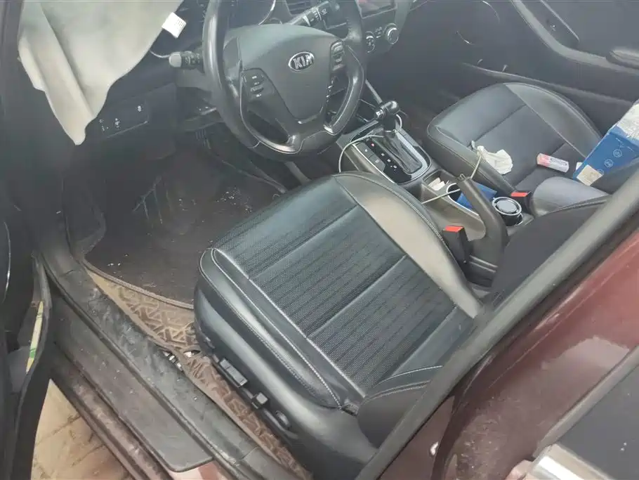 Kia K3 2017 1.6L Automatic 15th Anniversary Special GLS фото 9