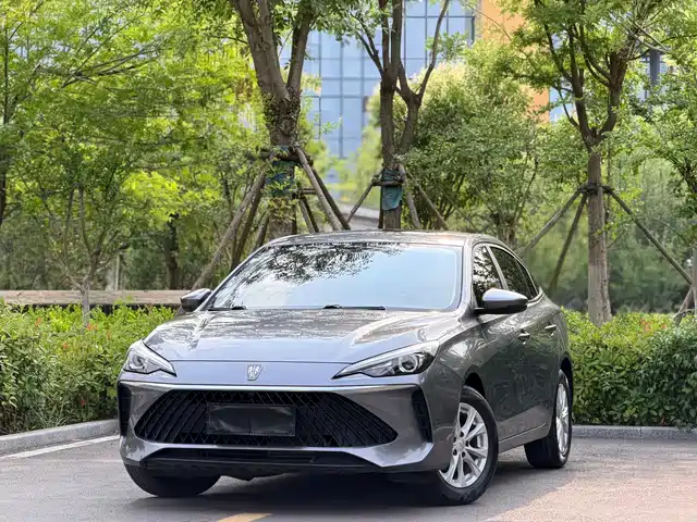 Roewe Roewe i5 2023 1.5L CVT Luxury Edition