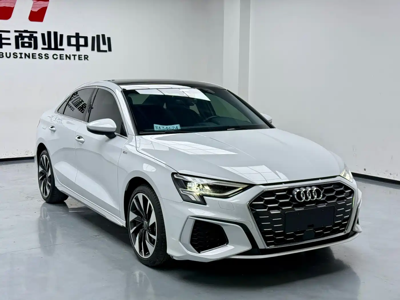 Audi A3 2023 A3L Limousine 35 TFSI Fashion Sport фото 3