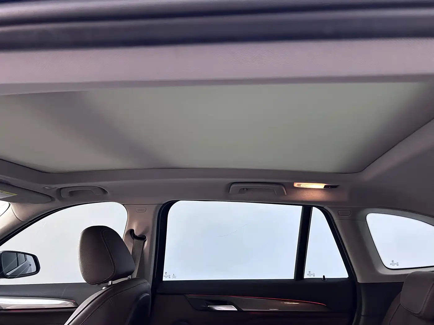 BMW X1 2018 sDrive18Li Premium Model фото 21