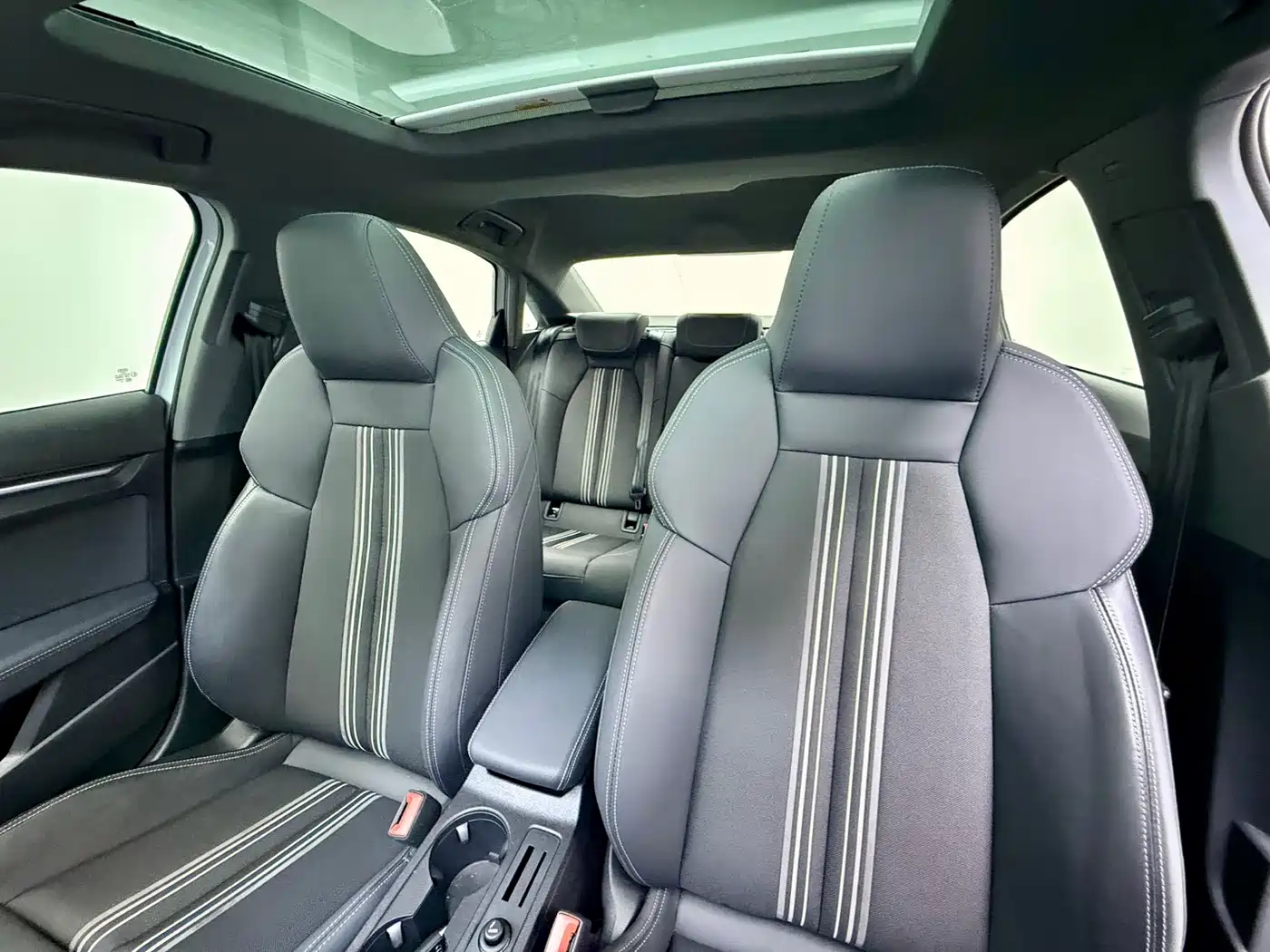 Audi A3 2023 A3L Limousine 35 TFSI Fashion Sport фото 13